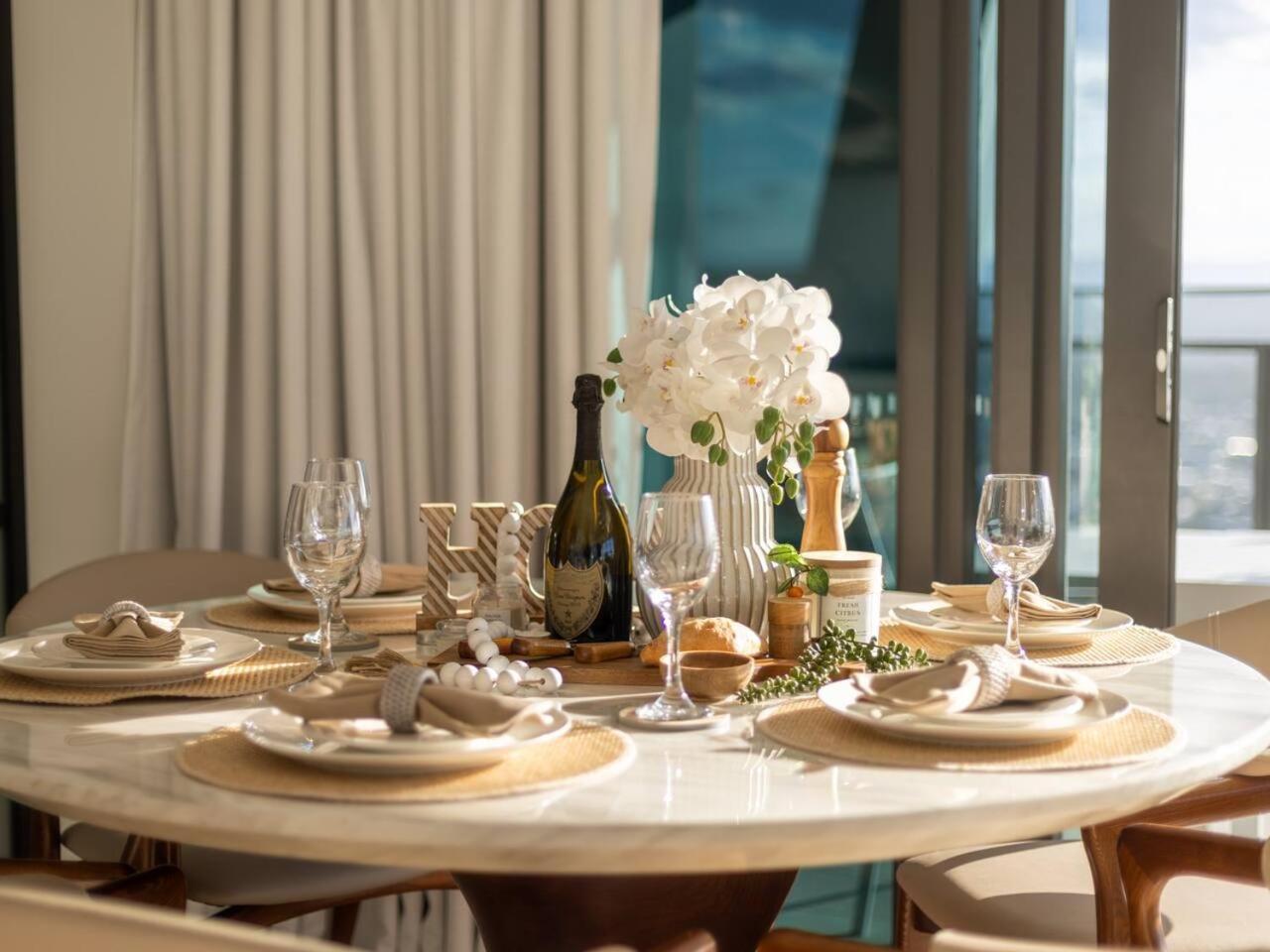 5-star Highfloor Oceanview Dream In Paradise Gold Coast
